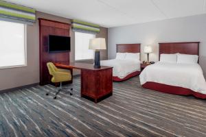 Queen Suite with Sofa Bed room in Hampton Inn & Suites Minneapolis St. Paul Airport - Mall of America