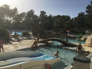 Campings domaine de la sainte baume : photos des chambres