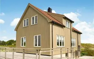 Beach Front Home In Smøla With Kitchen - Skipnes