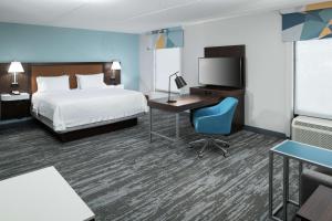 King Studio Suite - Non-Smoking room in Hampton Inn & Suites Panama City Beach-Pier Park Area