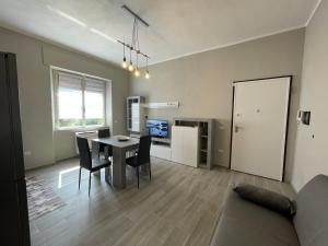 APPARTAMENTO ELEGANTE CARBONIA img18