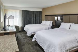 Queen with Two Queen Beds - Non-Smoking room in Hampton Inn & Suites Chapel Hill/Durham