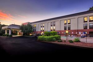 Hampton Inn RaleighGarner