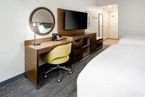 Room with Two Queen Beds - Non-Smoking room in Hampton Inn Richmond-Mechanicsville