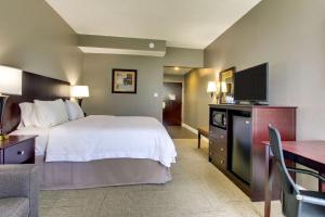 King Room with Sofa Bed and Study - Non-Smoking room in Hampton Inn Rolla