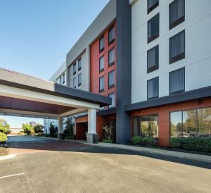 Hampton Inn Louisville Northeast