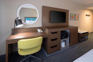 Room with Two Queen Beds - Non-Smoking room in Hampton Inn Visalia
