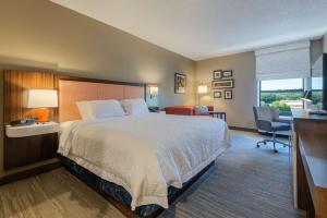 King Room with Sofa Bed and Study - Non-Smoking room in Hampton Inn Wilkesboro