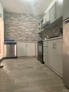 Casa Madero Beautiful 2BR apt one Block from Malecón! Best Location!