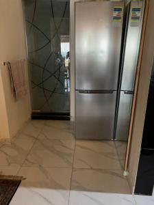 Luxury apartment (Families or same gender only)