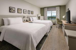 Queen Room with Two Queen Beds room in Hilton Garden Inn Nashville/Franklin-Cool Springs