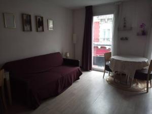 Appartements Agreable Studio familial a lourdes, proche gare : photos des chambres