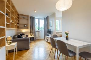 Golden Apartments Warsaw - Cozy and Bright Apartment in the City Center- Zamenhofa