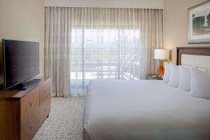 King Room with Sofa Bed - Non-Smoking room in Hilton Boston Dedham