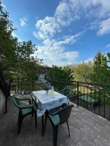 Vikendica S, Alibegovac - 彼得罗瓦拉丁