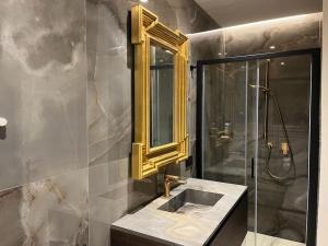 5E Villa Charme-Sea and Ortigia view-Whirlpool roof Terrace