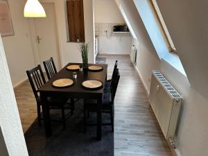 A&V Apartments Schöne Dachgeschoss Wohnung Apt Sterne