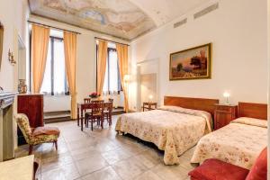 Triple Room with Private External Bathroom room in Albergo San Giovanni