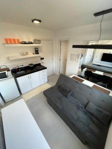 Studio inteiro ótima localização centro