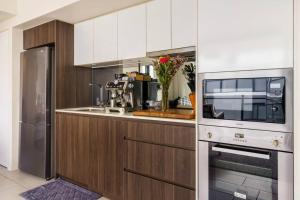 Mooloolaba, First Ave. First Light Apt Ocean Views