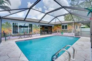2 Mi to Golfing Cape Coral Home with Pool and Lanai - Waterway Estates