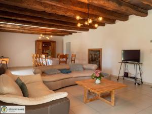 Maisons de vacances Gite Cassagnes-Begonhes, 4 pieces, 10 personnes - FR-1-601-370 : photos des chambres