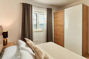 Luxury villa with a swimming pool Rat, Omis - 21548