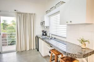 Las Vueltas - Golden Zone Studio 2 Blocks to Beach
