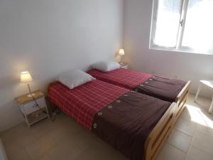 Maisons de vacances Maison 5 pers a Notre-Dame-de-Monts, a 150m des plages, avec jardin et parking - FR-1-540-269 : photos des chambres