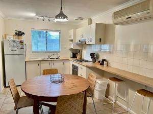 Wrentree - Pet Friendly Inside 26B Laurel Tce