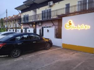 Chom By The Sea