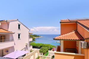 Apartments Nada - 150 m from sea