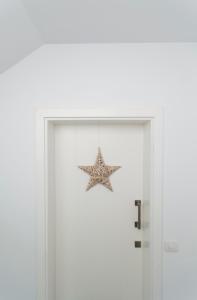 Cozy and sea views private terrace apartment