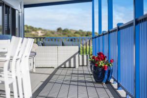 Gracetown Beach House - relaxing beachside holiday