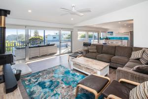 Gracetown Beach House - relaxing beachside holiday