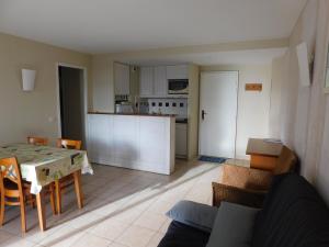 Appartements Grand T2 en rez de jardin 43m2, 2 terrasses, pour 5 personnes : photos des chambres