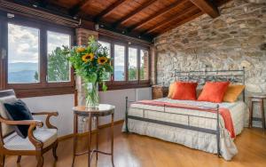 villa Emilia Tuscan stone