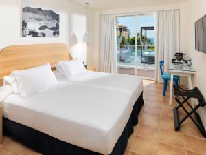  Double or Twin Room with Sea View and Terrace room in Boutique Hotel H10 Blue Mar - Adults Only