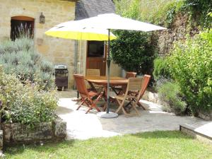 Maisons de vacances gite des remparts SALIGNAC : photos des chambres