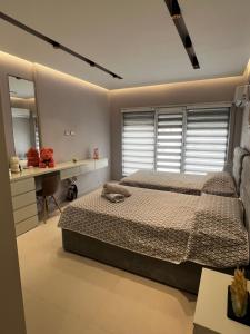 Coastal Horizon Deluxe Apartment