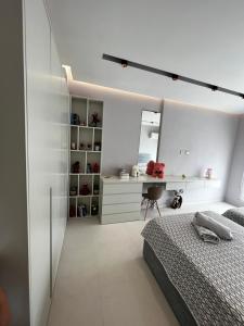 Coastal Horizon Deluxe Apartment