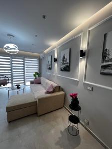 Coastal Horizon Deluxe Apartment