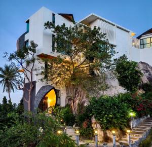 苏梅岛观景台超级海景別墅Golden Coconut Villa 5 私密泳池 接送服务含早餐