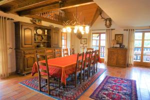 Maisons de vacances Le chalet - Les terrasses d'Albe : photos des chambres