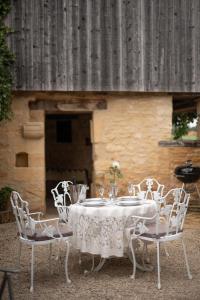 Maisons de vacances Le Manoir de Carlucet Gite : photos des chambres