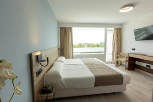 Superior Studio (2 Adults) room in Hotel Flamero