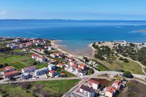 Appartement 1 Zaton beach mit Terrasse und Grill hochmodern und Strandnah