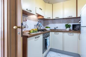 GuestHost - Apartment with Balcony near Cisanello Hospital