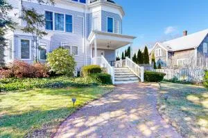 Main Street Upper - Lobsterville