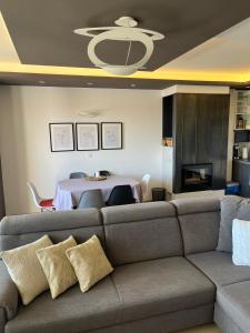 Luxury apartment LUNA for 6, sauna, center, ****